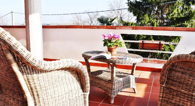 La finestra sugli ulivi, Book Hotel Hotels in Abruzzo with Parking, Parking