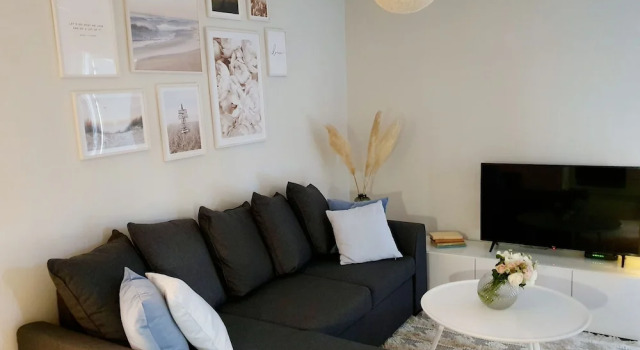 Superb 1BR home with sauna and terrace
