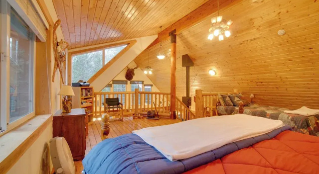 Donnelly Cabin w/ Private Deck: Near Lake Cascade!, Rezerwuj Dom wakacyjny Donnelly Idaho