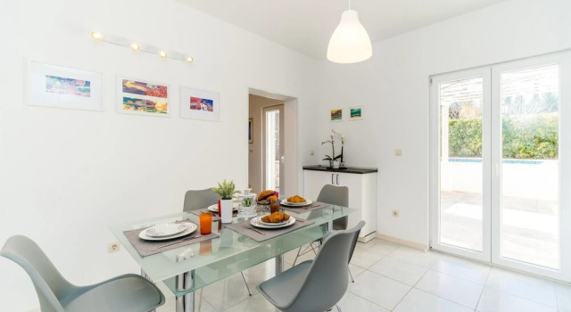 Awesome Home in Bosanka With Wifi and 2 Bedrooms