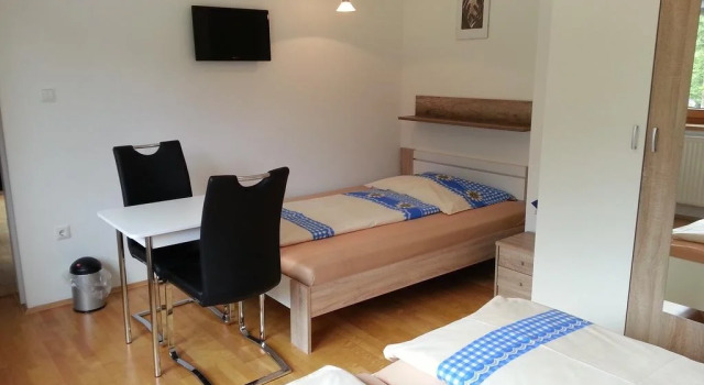 My Appartement - Haus Waldeck, Prenota Hotel Hotel a Stiria con parcheggio, Parcheggio