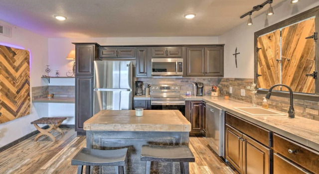 Апартаменты 4 Mi to Dtwn: Rustic Fort Worth Apt