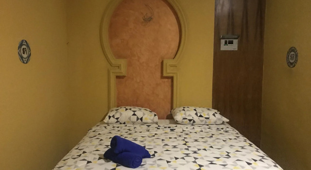 Bee Sleep Hostel & Nana Art gallery, Забронировать Хостел Хостелы Джомтьен-Бич, Хостел