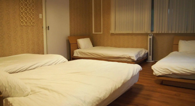Gangnam Stay Hill Guest House, Забронировать Гостевой дом Гостевые дома Сеула, рядом с Ресторан Nonhyeon Yangkkochi, Гостевой дом