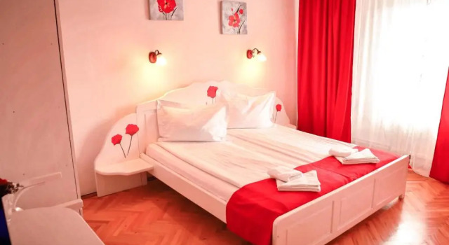 Pensiunea Vila Silva I, Varaa Hotelli Hotellit Hunedoara pysäköinnillä, Pysäköinti