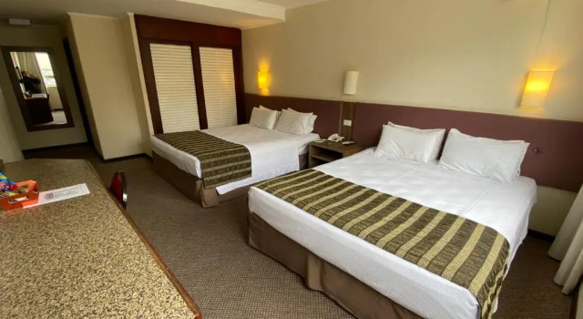 Четырёхместный номер Superior Lancaster Hotel by Castelo Itaipava
