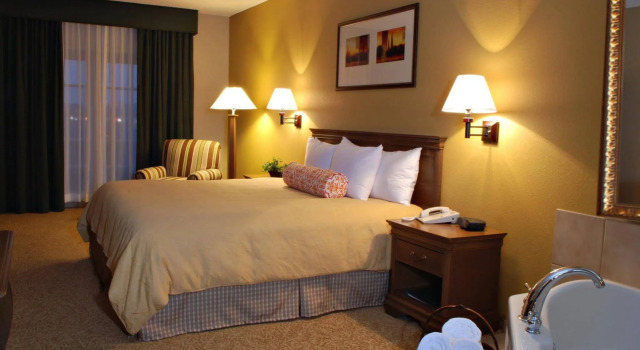 Country Inn & Suites Deer Valley, Забронировать Отель Дир-Вэлли 