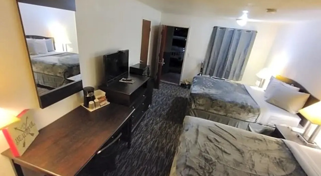 Четырёхместный номер Standard Executive Inn Stillwater