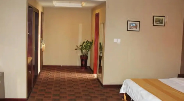 Wuyang Holiday Hotel, Varaa Hotelli Hutubi Xinjiang