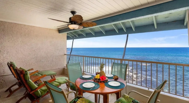 Номер Standard Ocean Front Deluxe Top Floor AC Concierge Included - Vrkcv
