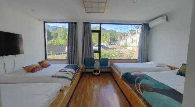 Кровать в общем номере Beijing Water Source Confession Homestay