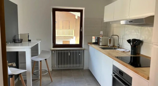 Work & Play - Apt am Tegernsee, 2 min zur Seesauna mit Balkon & Kamin
