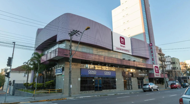 Tri Hotel Smart Caxias, Забронировать Отель Отели и гостиницы Кашиас-ду-Сул, рядом с Francisco Stedile Stadium, Отель