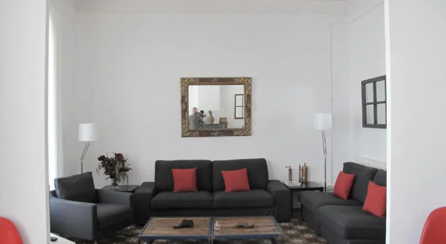 Кровать в общем номере с 6 комнатами My Address in Barcelona