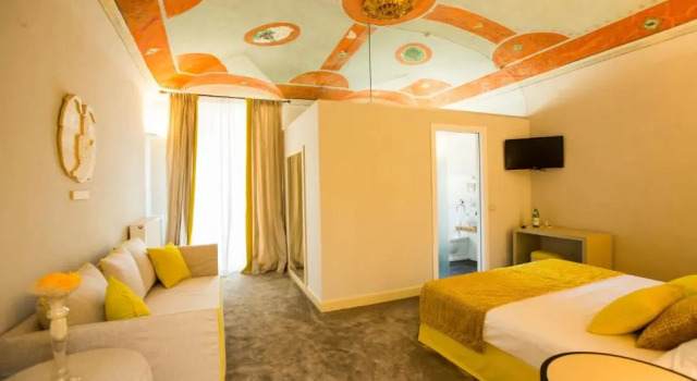 Romantic Doppel Zimmer mit Balkon Palazzo Franceschini