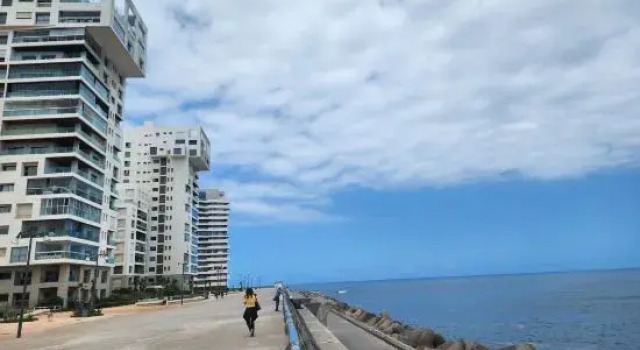 Casablanca Marina 1 bedroom flat sea view "37", Rezervasyon Otel Doukkala-Abda otoparklı oteller, Otopark