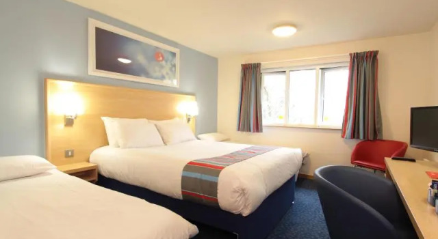 Номер Standard Travelodge Nottingham Trowell M1
