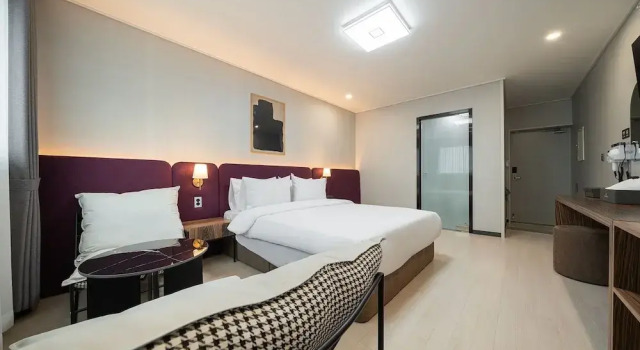 Двухместный номер Deluxe Hound hotel gunsan