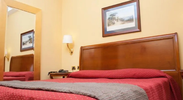 Номер Standard Le Cheminée Business Hotel Napoli