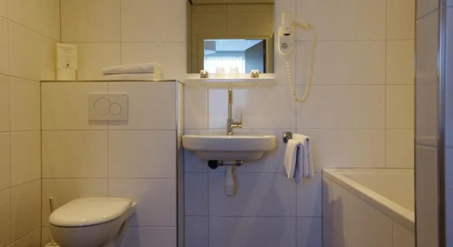 Номер Superior Hotel and Restaurant van Saaze