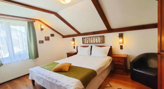 Pension Nea Marin, Rezerwuj Hotel Hotele w Prahova Valley z parkingiem, Parking