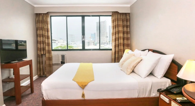 Номер Superior Holiday Plaza Hotel - Cebu