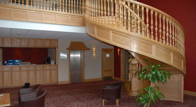 Curran Court Hotel, Забронировать Отель Ларн Графство Антрим