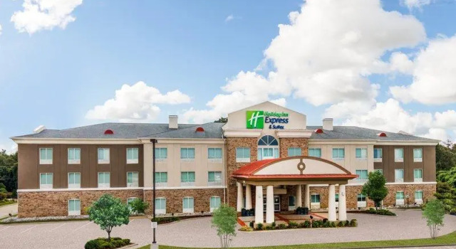 Кровать в общем номере Holiday Inn Express Hotel Winona North by IHG