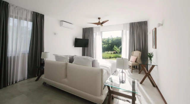 Large Cap Cana villa (at Yarari) - with chef, maid, golf cart & pool 1, Rezerwuj Willa Wille w Punta Cana, Willa