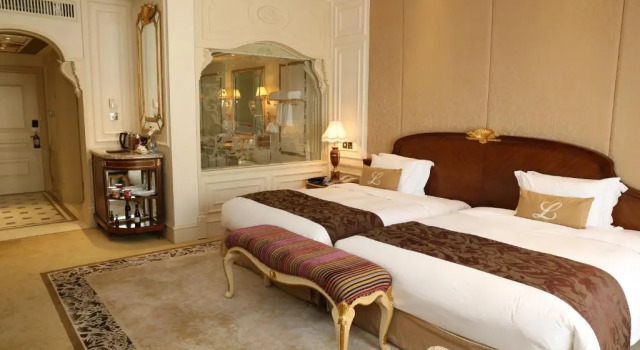 Семейный номер Premier Отель Legendale Hotel Beijing