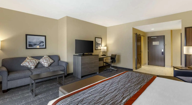 Двухместный люкс с балконом Best Western Plus Heber Valley Hotel