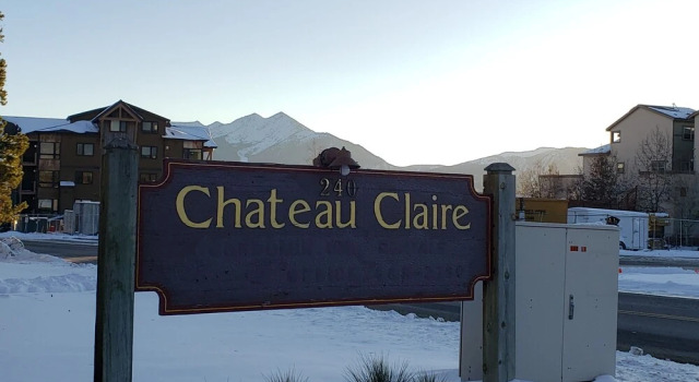 #1772 Chateau Claire at Lake Dillon - Best Central Location for Summit Ski Areas - Free Bus Route, Rezerwuj Hotel Hotele w Vail Ski z parkingiem, Parking