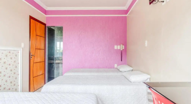 Четырёхместный номер Standard Ouro Hotel