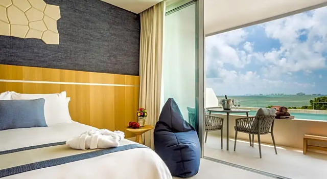 Suite Preferred Club семейный Deluxe Plunge Pool с видом на океан Hyatt Vivid Cancun
