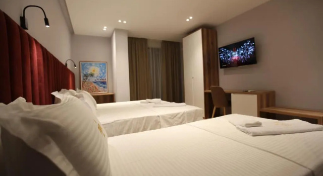 Трёхместный номер Standard с балконом Armar Hotel