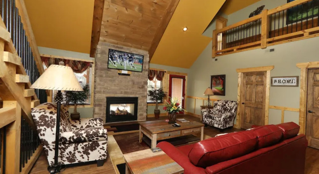 Hilltop Haven - Four Bedroom Chalet