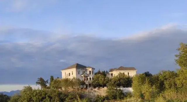 Pingshan Bailu No.3 Villa, Book Villa Shijiazhuang Hebei