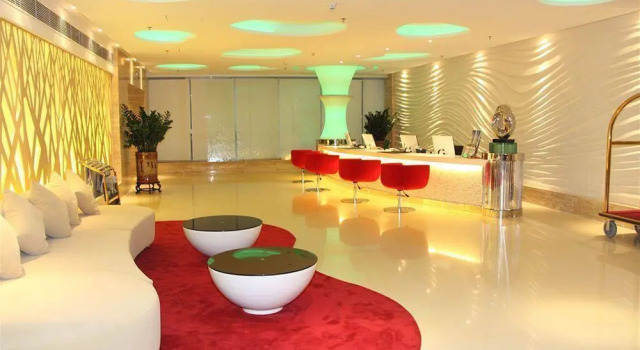 Shenzhen South China Harbour Laguna Hotel, Rezerwuj Hotel Hotele w Shenzhen z parkingiem, Parking