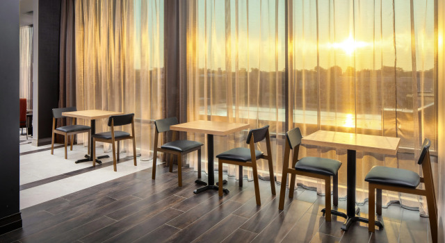 Embassy Suites By Hilton Chattanooga Downtown, Book Hotel Chattanooga Tennessee