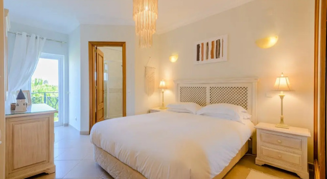 Коттедж с 3 комнатами с балконом и с видом на поле для гольфа Casa Lomy - Boavista Resort and Spa