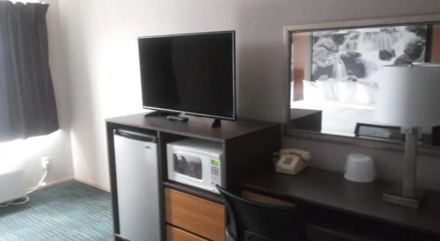 Номер Deluxe Super 8 by Wyndham Lynnwood