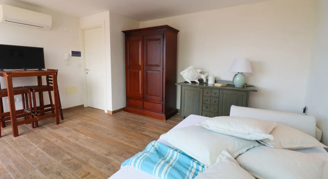 Sveva's Cozy Studio With sea View