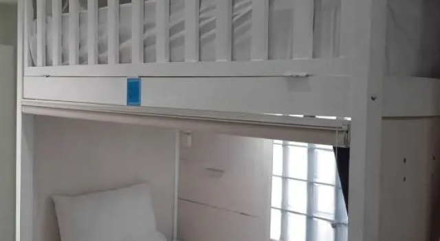 Bett im Wohnheim Sky Hotel Jogja