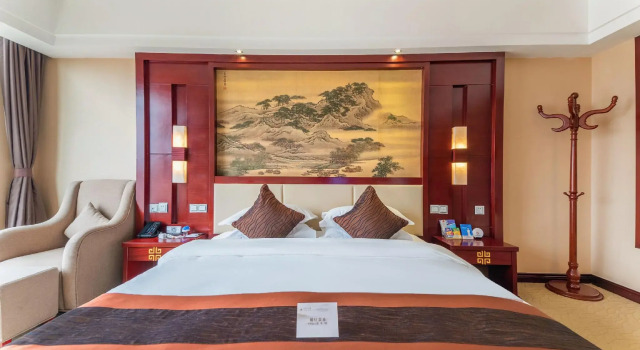Jiangshan Hotel, Book Hotel SPA-hoteller i Zhaotong, SPA