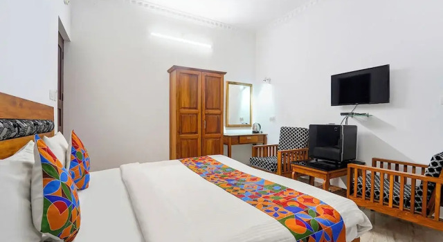 Номер Premium Fabhotel Star Inn Plus - Nr Kovalam Beach