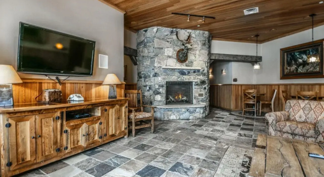 Jack Pine 8006