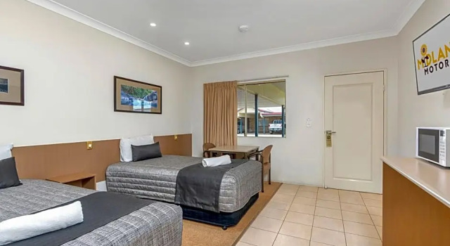 Camera Standard Midlander Motor Inn