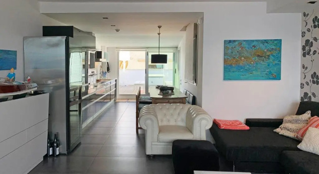 Luxe penthouse centrum l'Escala 300m STRAND-8PAX WiFi 2Parking, Забронировать Отель Отели Ла-Эскал с парковкой, рядом с Platja del Pedrigolet, Парковка