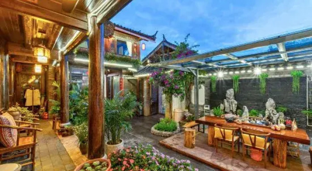 Yunqi Yayuan · Rizhao Jinshan Scenic Homestay (Shuhe North Gate), Prenota Hotel Hotel a Lijiang con parcheggio, Parcheggio