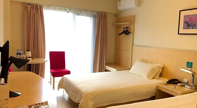 Номер Standard Jinjiang Inn Maidelong Dongguan